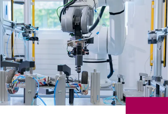 Mobile and collaborative robotics for automation of processes